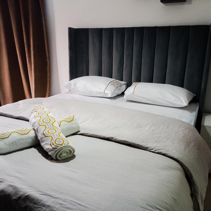 Nouveau Appartement Au Plein Centre-Ville En Face Hilton Tanger Exteriör bild