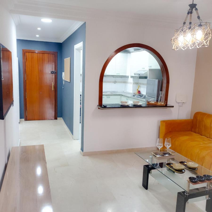Nouveau Appartement Au Plein Centre-Ville En Face Hilton Tanger Exteriör bild